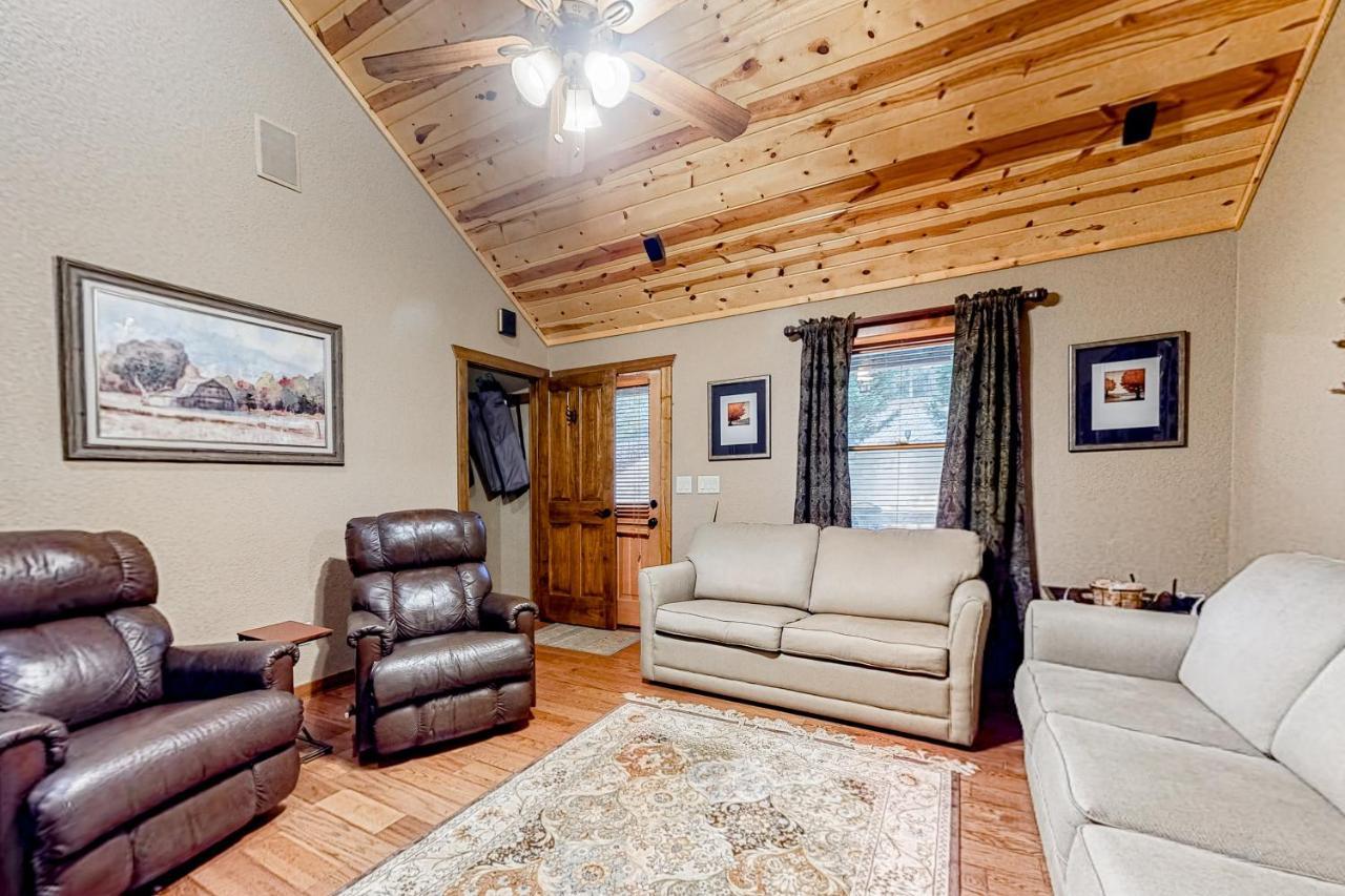 Wandering Bear'S Den Villa Елиджей Екстериор снимка