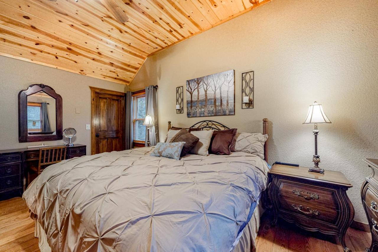 Wandering Bear'S Den Villa Елиджей Екстериор снимка